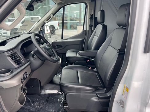 New 2026 Ford Transit 250 148 Medium Roof Extended AWD image 25