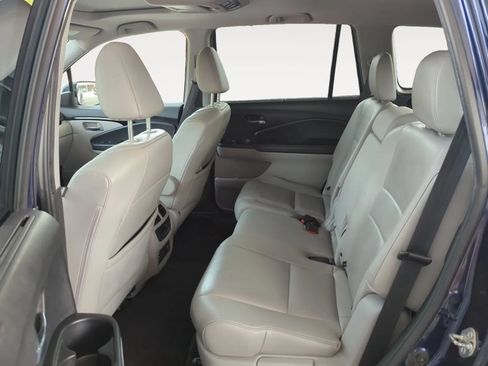Used 2016 Honda Pilot Touring image 15