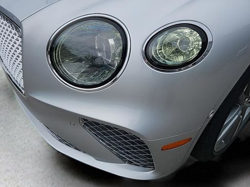 Certified 2021 Bentley Continental GT image 19