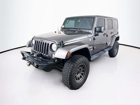 Used 2018 Jeep Wrangler Unlimited Sahara AWD/4WD image 1