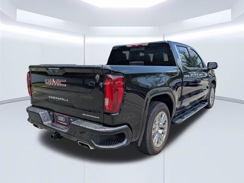 Used 2022 GMC Sierra 1500 Denali RWD image 3