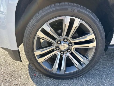 Used 2018 GMC Yukon XL Denali w/ Denali Ultimate Package image 29