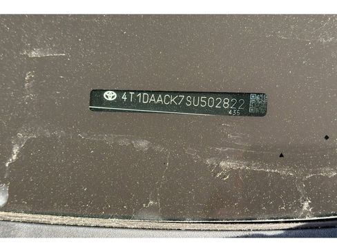 Used 2025 Toyota Camry LE image 8