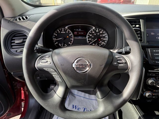Used 2018 Nissan Pathfinder S AWD/4WD image 12
