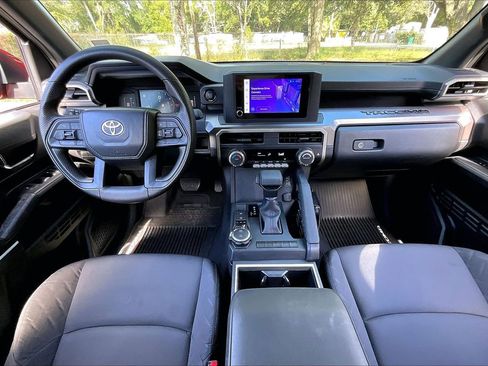 Used 2024 Toyota Tacoma SR5 image 7