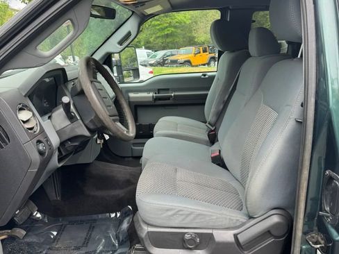Used 2011 Ford F250 XLT w/ Chrome Pkg AWD/4WD image 9