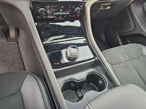 New 2025 Jeep Grand Cherokee Altitude AWD/4WD image 22