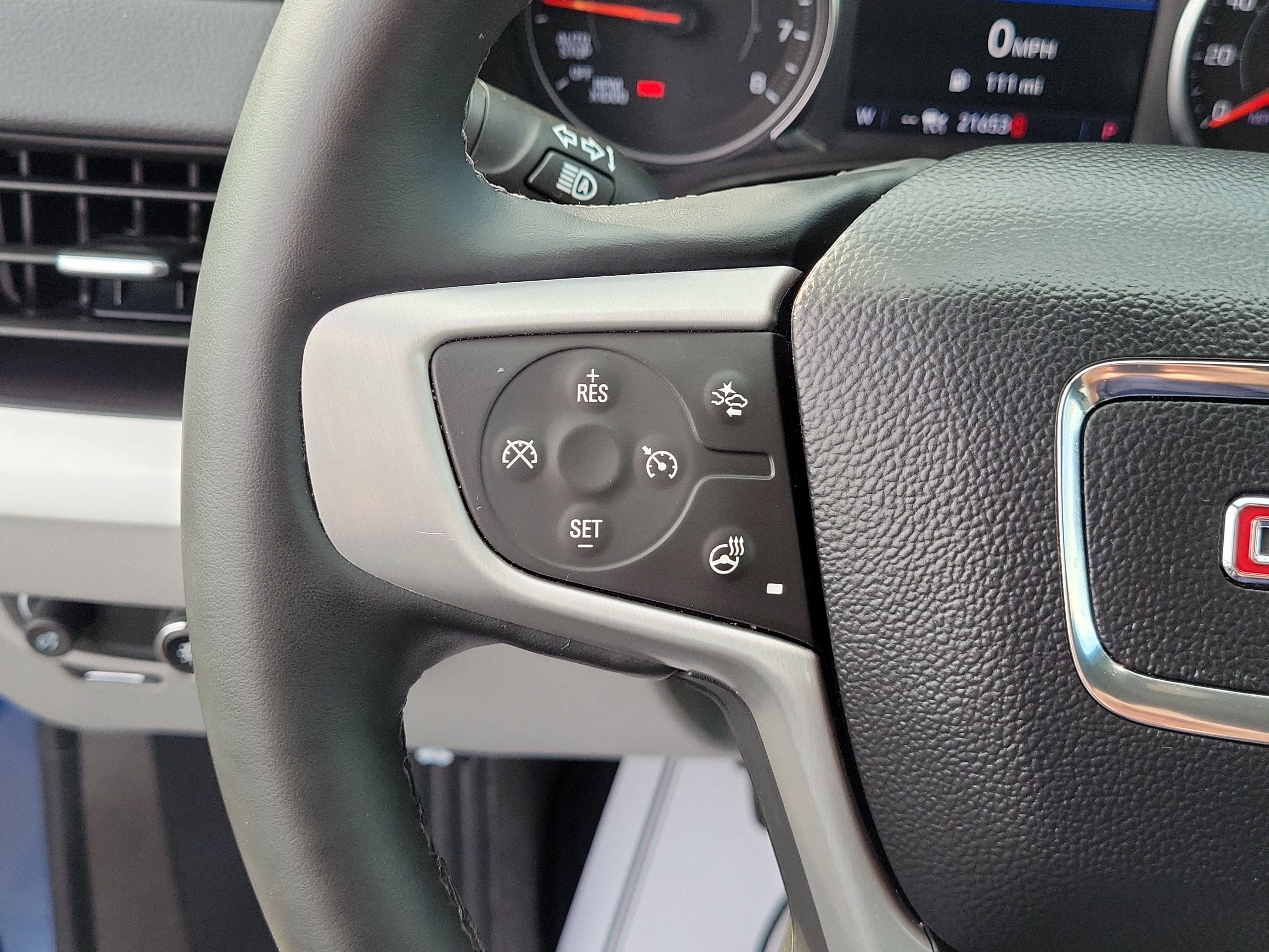 Used 2024 GMC Terrain SLT AWD/4WD image 23