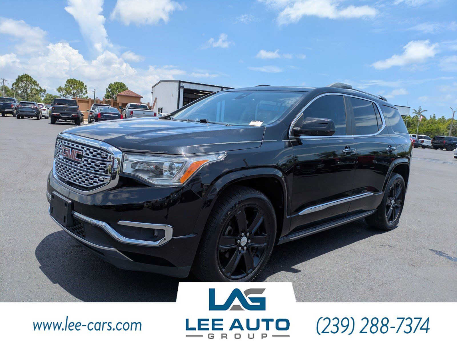 Used 2017 GMC Acadia Denali w/ Technology Package FWD image 7
