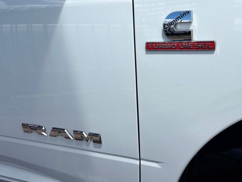 Used 2024 RAM 3500 Big Horn AWD/4WD image 26