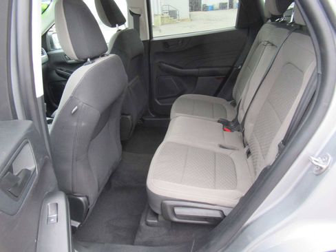 Used 2022 Ford Escape SE w/ SE Sport Appearance Package AWD/4WD image 15