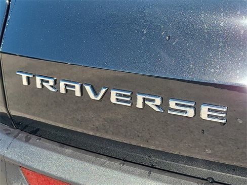 New 2026 Chevrolet Traverse LT image 9