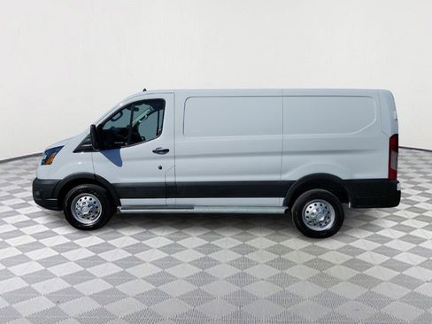 Used 2023 Ford Transit 250 Low Roof AWD w/ Exterior Upgrade Package image 4