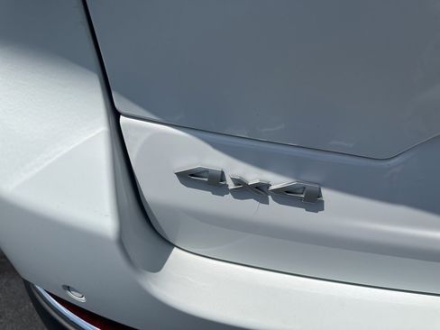 Used 2024 Jeep Grand Cherokee Limited image 21