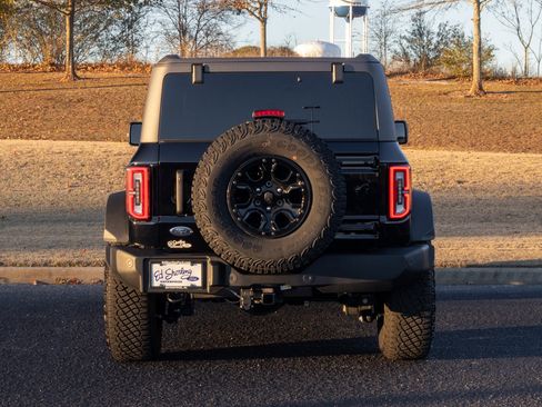 Used 2024 Ford Bronco Wildtrak image 5