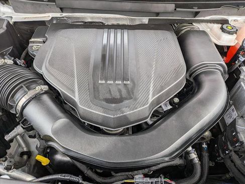 Used 2025 Buick Enclave Avenir w/ Super Cruise Package image 24