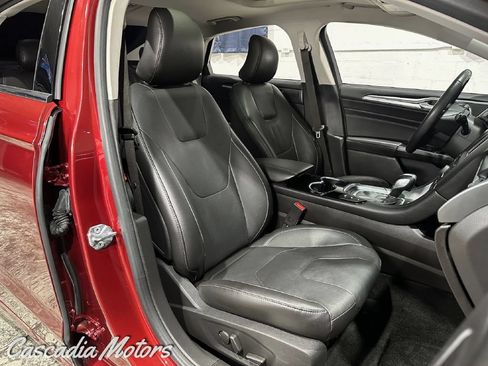 Used 2016 Ford Fusion Energi Titanium w/ Driver Assist Package FWD image 12