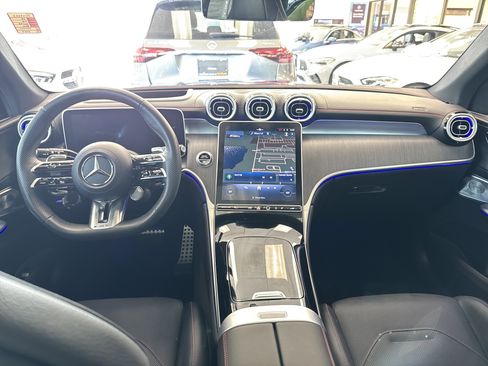 Used 2024 Mercedes-Benz GLC 43 AMG 4MATIC image 11