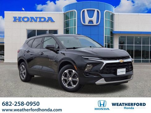 Used 2024 Chevrolet Blazer LT w/ Convenience Package FWD image 1