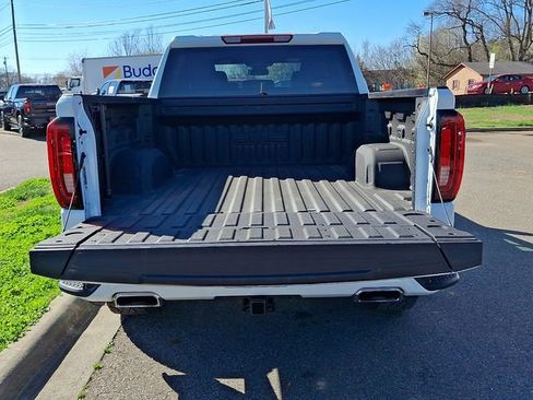 Used 2025 GMC Sierra 1500 AT4 image 24