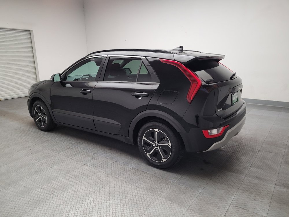 Used 2023 Kia Niro EX FWD image 3