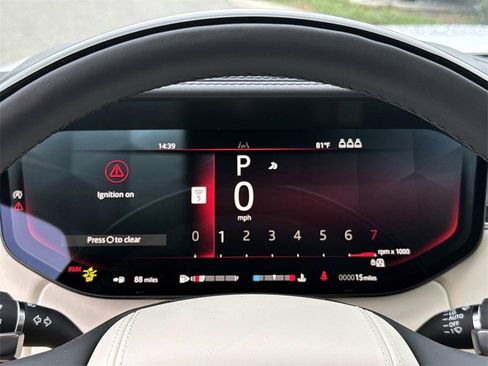 New 2025 Land Rover Range Rover SE image 26