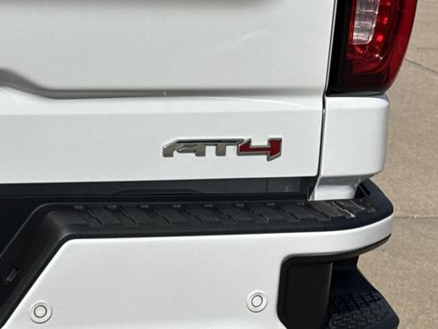 Used 2025 GMC Sierra 1500 AT4 AWD/4WD image 10
