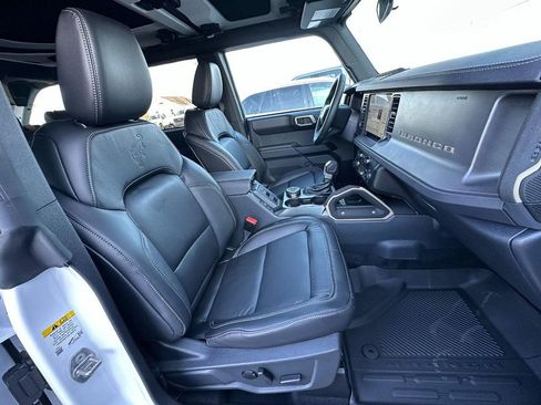 New 2025 Ford Bronco Badlands AWD/4WD image 10