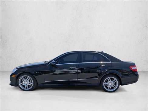 Used 2013 Mercedes-Benz E 550 4MATIC Sedan image 8