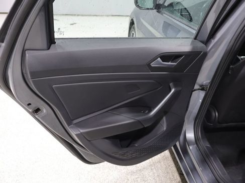 Used 2025 Volkswagen Jetta Sport FWD image 19