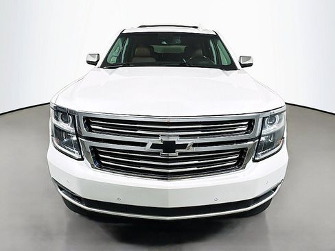 Used 2019 Chevrolet Tahoe Premier w/ Premier Plus Edition AWD/4WD image 2