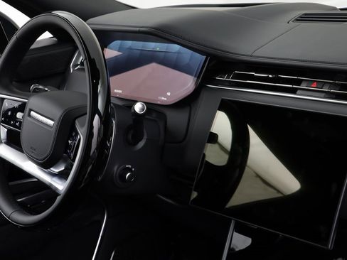 New 2025 Land Rover Range Rover Long Wheelbase Autobiography image 25