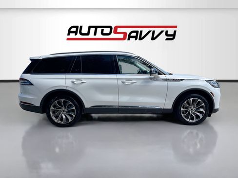 Used 2025 Lincoln Aviator Reserve w/ Illumination Package AWD/4WD image 8