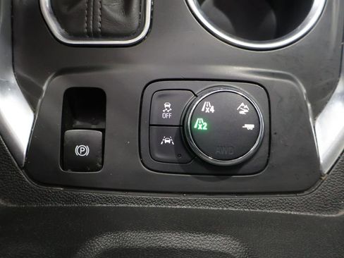 Used 2020 Chevrolet Traverse Premier w/ LPO, Floor Liner Package AWD/4WD image 38