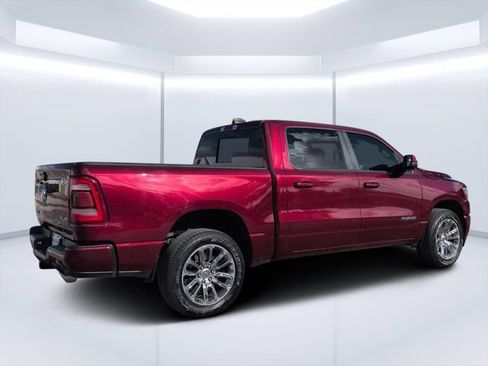 Used 2024 RAM 1500 Laramie AWD/4WD image 3