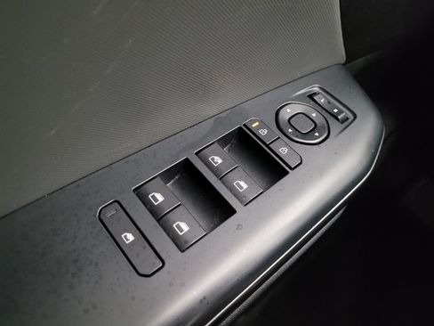 Used 2025 Kia K4 LXS image 27