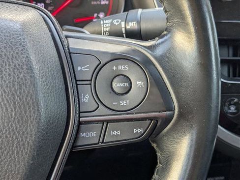 Used 2023 Toyota Camry XSE image 5