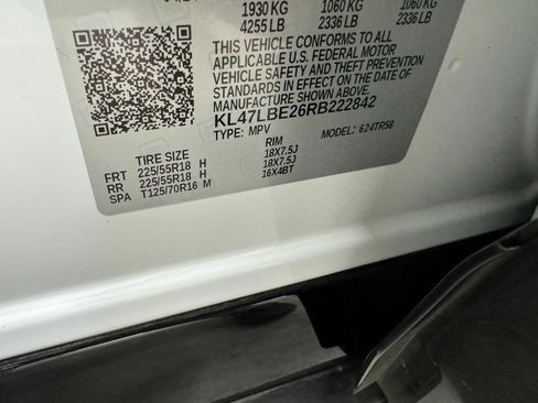 Used 2024 Buick Envista Sport Touring w/ Convenience I Package image 32