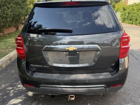 Used 2017 Chevrolet Equinox LT w/ Driver Confidence Package II AWD/4WD image 3