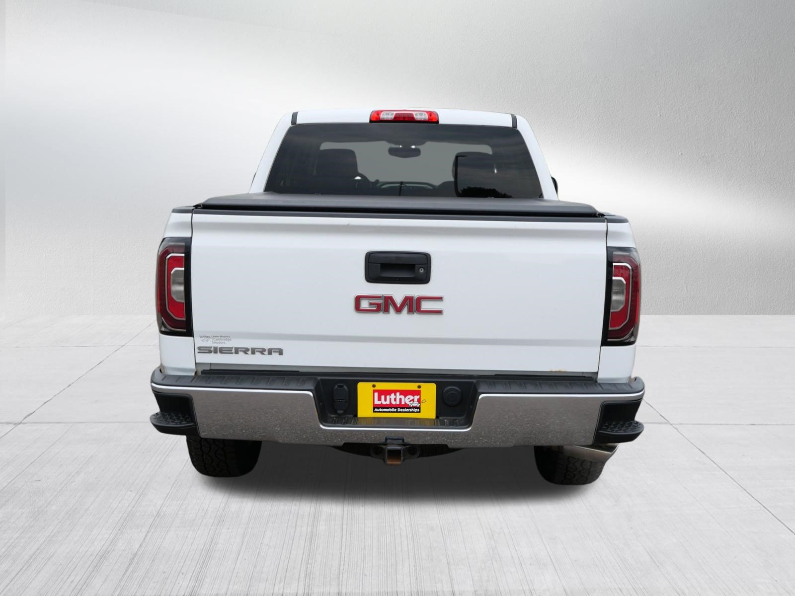Used 2017 GMC Sierra 1500 SLT AWD/4WD image 6