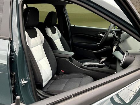 New 2026 Chevrolet Trax LS w/ LS Convenience Package image 9