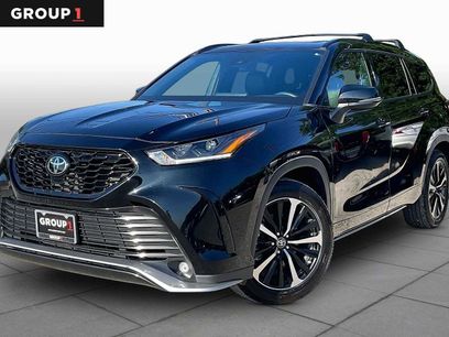 Used 2022 Toyota Highlander XSE