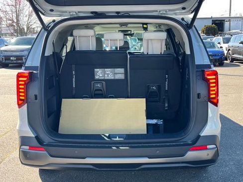 New 2026 Kia Carnival SX Prestige FWD image 12