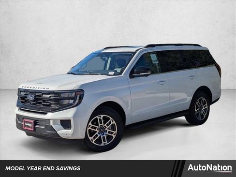 New 2025 Ford Expedition Active image 1