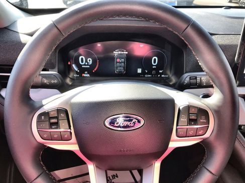 New 2026 Ford Explorer Active w/ Active Comfort Package AWD/4WD image 14