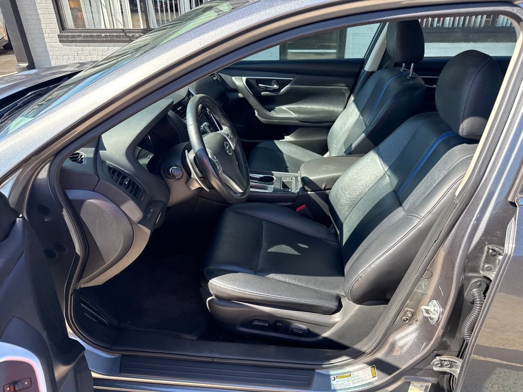 Used 2018 Nissan Altima 2.5 SR w/ SR Special Edition FWD image 10