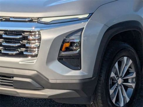 New 2026 Chevrolet Equinox LT w/ Convenience Package II image 9