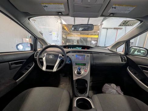 Used 2012 Toyota Prius Two FWD image 32