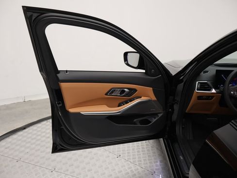 Used 2023 BMW 330i Sedan w/ Premium Package RWD image 16