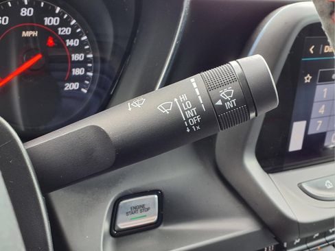 Used 2019 Chevrolet Camaro ZL1 RWD image 25